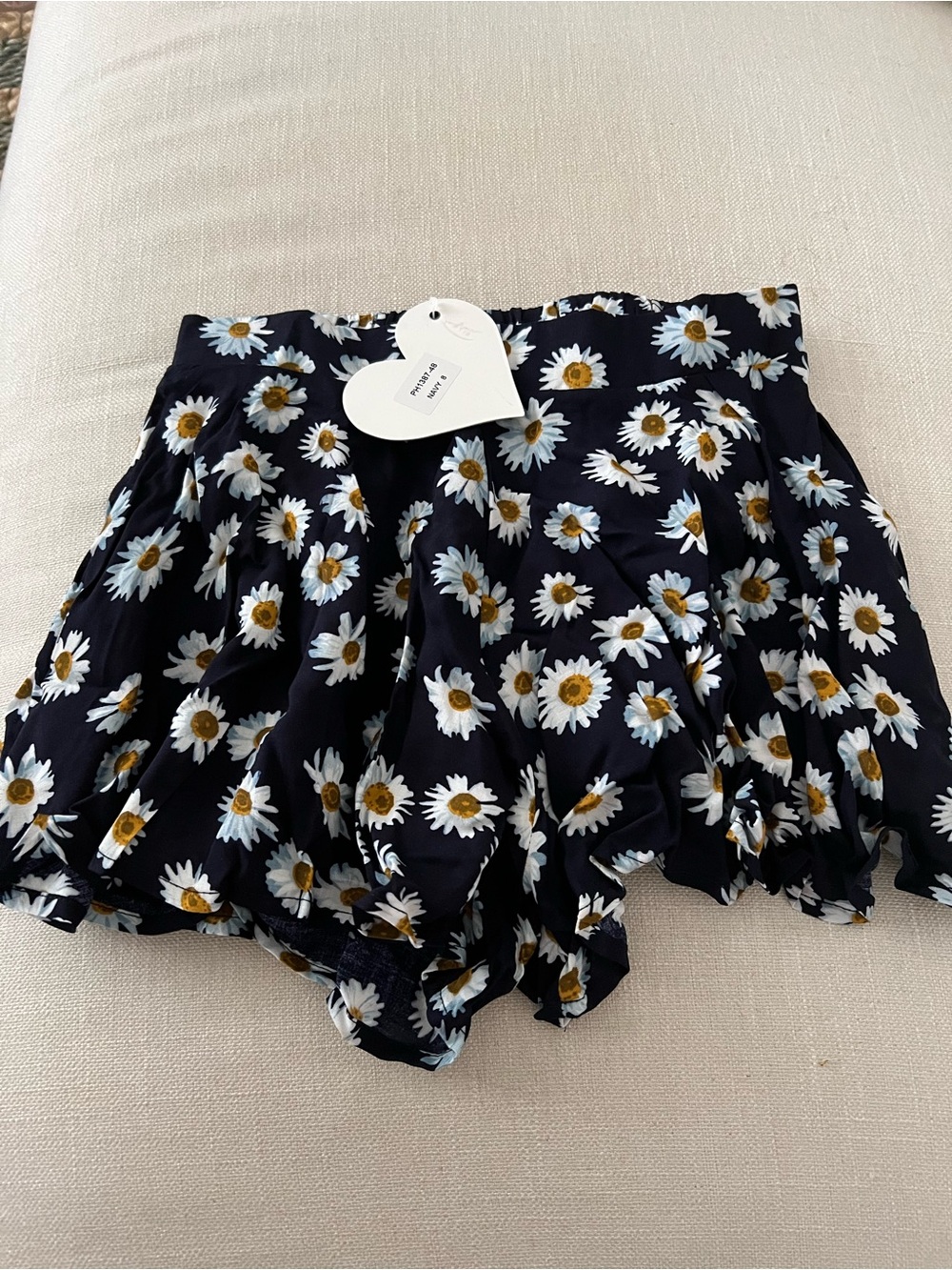 Paper heart nwt navy Daisy shorts